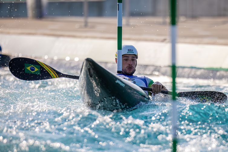  Pepe Gonçalves dcategoria K1 da canoagem slalom.  - avança às semifianis - Tóquio 2020