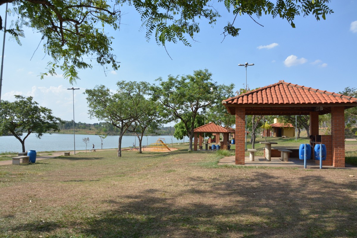 Confira o que abre e fecha em Presidente Prudente no feriado de Finados, nesta quarta-feira