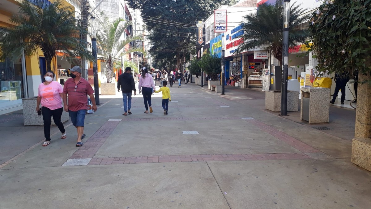 Comércio de Presidente Prudente abre no Feriado da Proclamação da República, nesta terça-feira