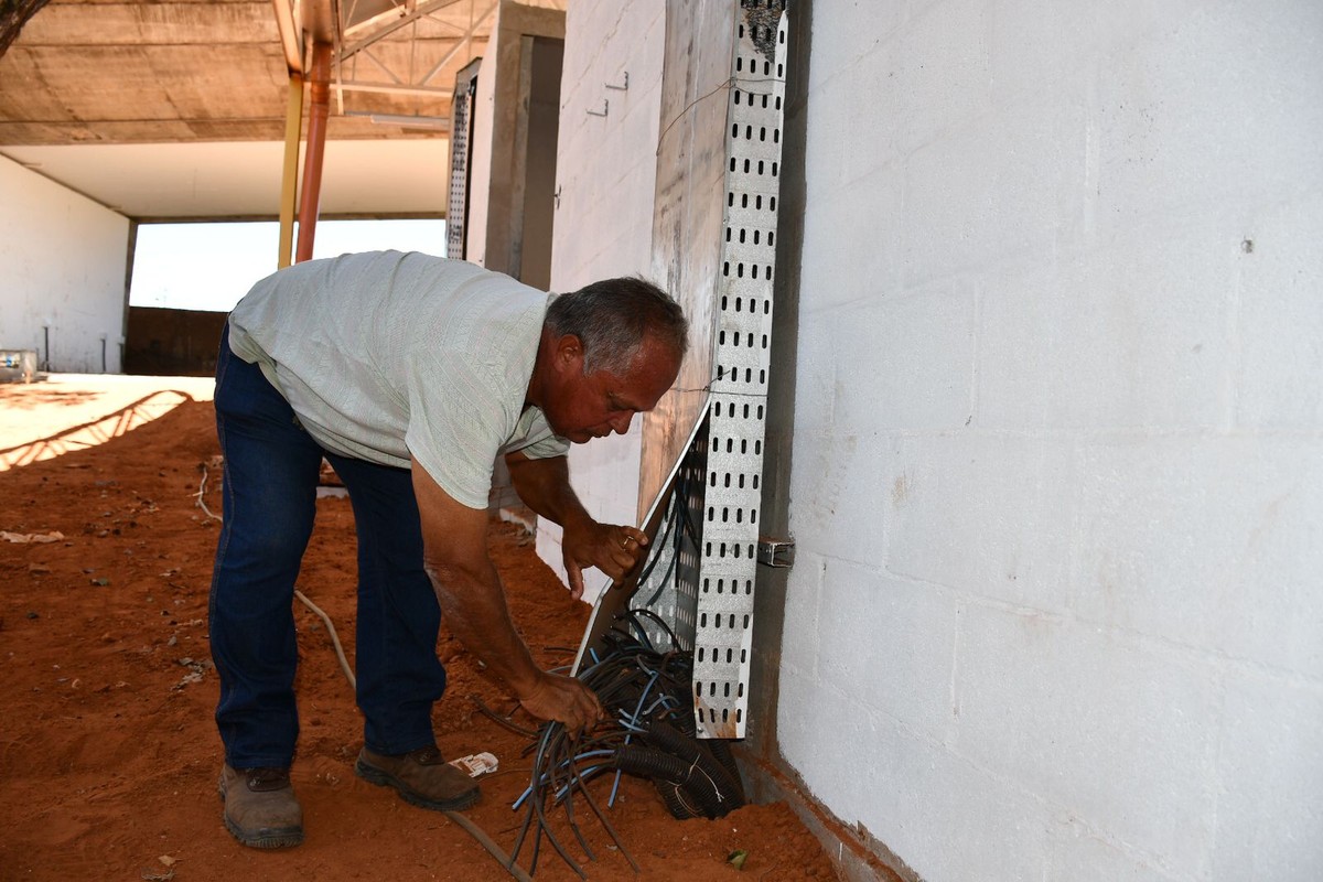 Cabos de energia, disjuntores e sistema de gás encanado são furtados em obra do Camelódromo de Presidente Prudente
