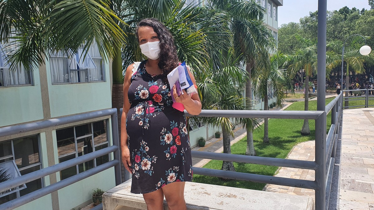 Enem: grávida de oito meses encara sol e prova de 5h30 para seguir sonho do ensino superior