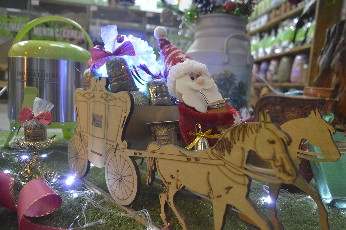 Com R$ 1,3 mil em prêmios, 2° Concurso de Exposições Natalinas é realizado em Pirapozinho