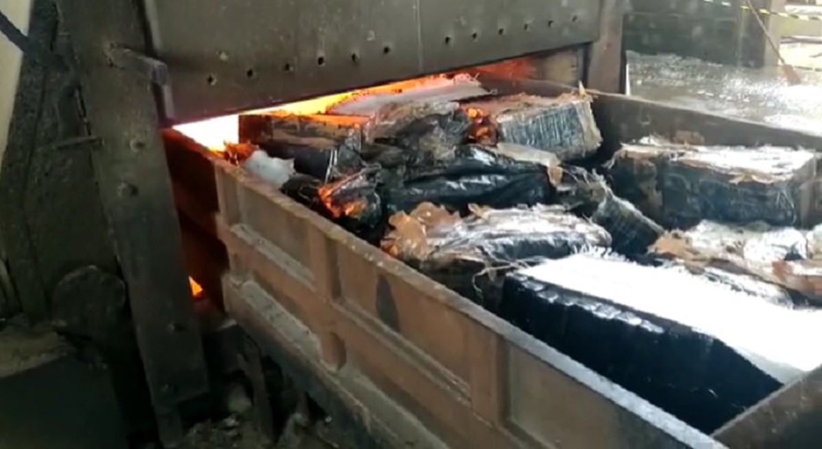 Polícia Civil incinera mais de uma tonelada de drogas em Presidente Prudente