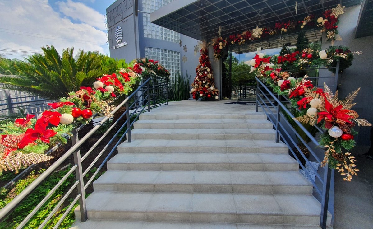 Segunda edição da Cantata Vozes do Natal é realizada pela TV Fronteira no Parque do Povo, em Presidente Prudente