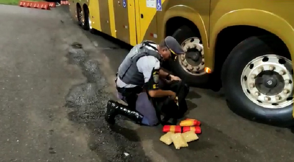 Homem de 22 anos é preso por tráfico de drogas com 15 tabletes de skank, em Presidente Venceslau