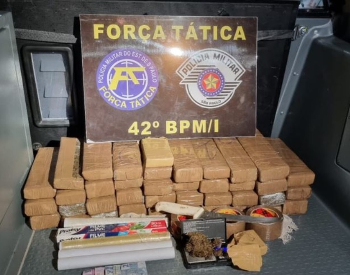 Homem é preso por tráfico de droga com quase 33kg de maconha em sua residência, em Presidente Epitácio