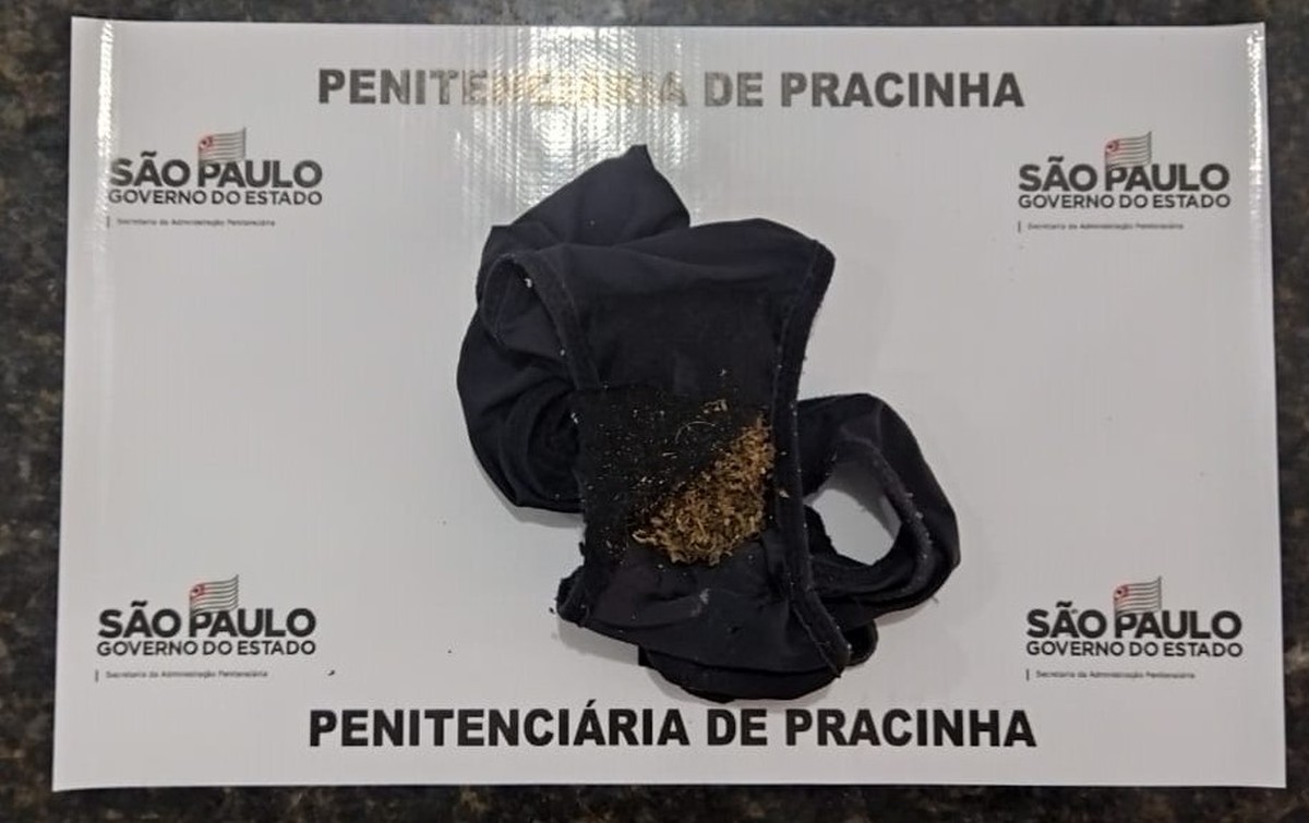 Mulher tenta entrar em penitenciária com porção de maconha escondida na calcinha