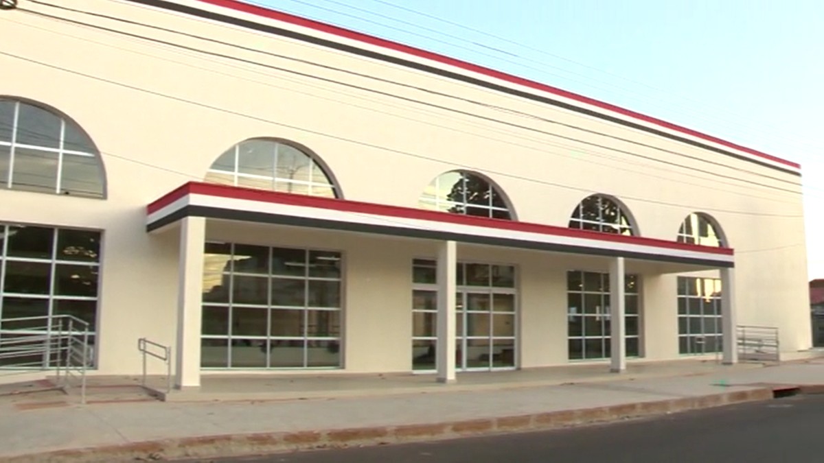 Antes do término da obra, ofício questiona recebimento de salário do atual gerente do Atende Prudente