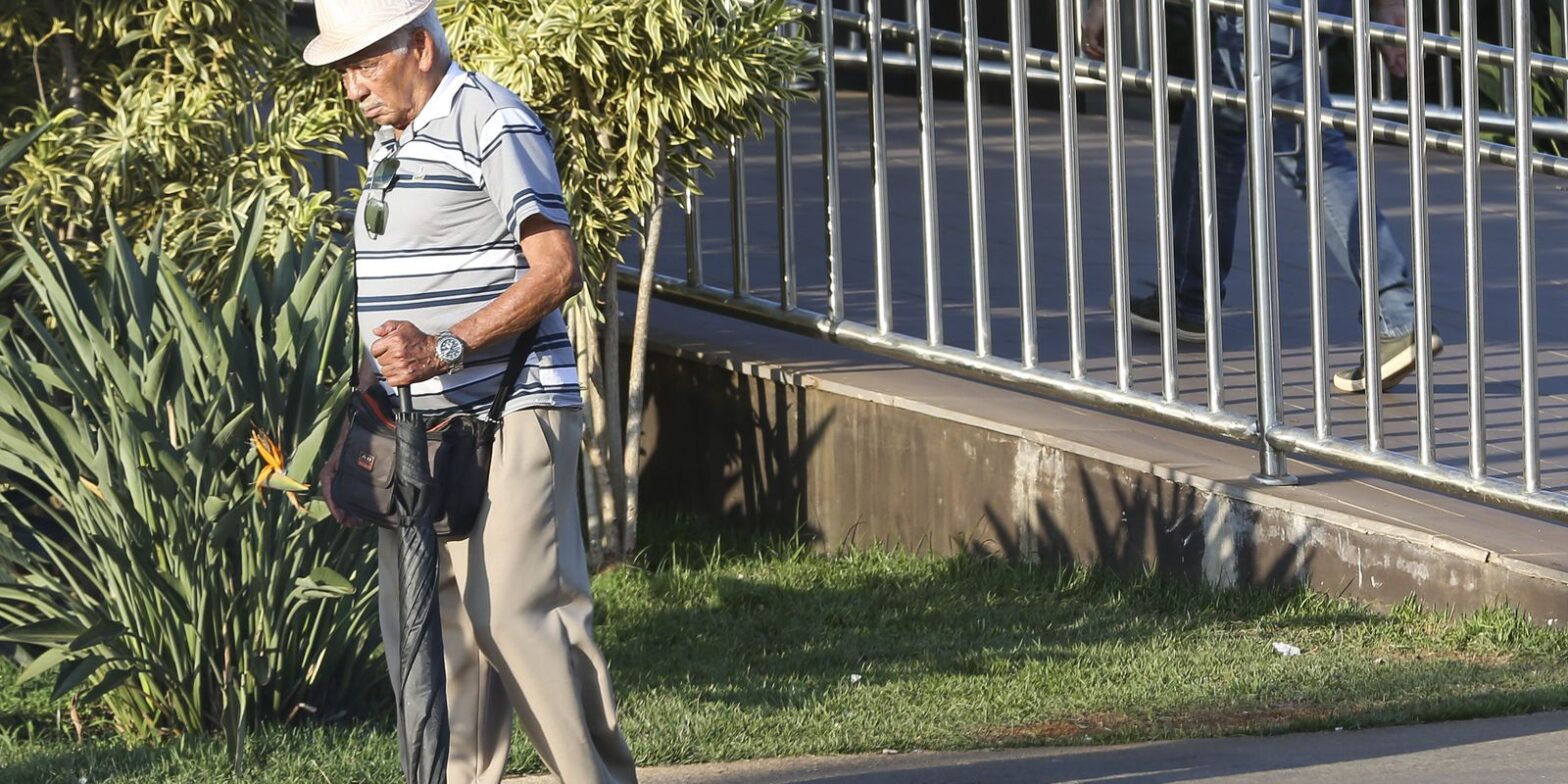 Prova de vida passará a ser responsabilidade do INSS