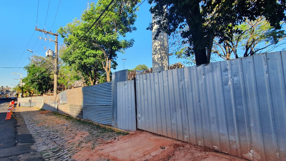 Ainda sem data definida, Prefeitura prevê para fevereiro convocação de boxistas do Camelódromo para a apresentação de documentação
