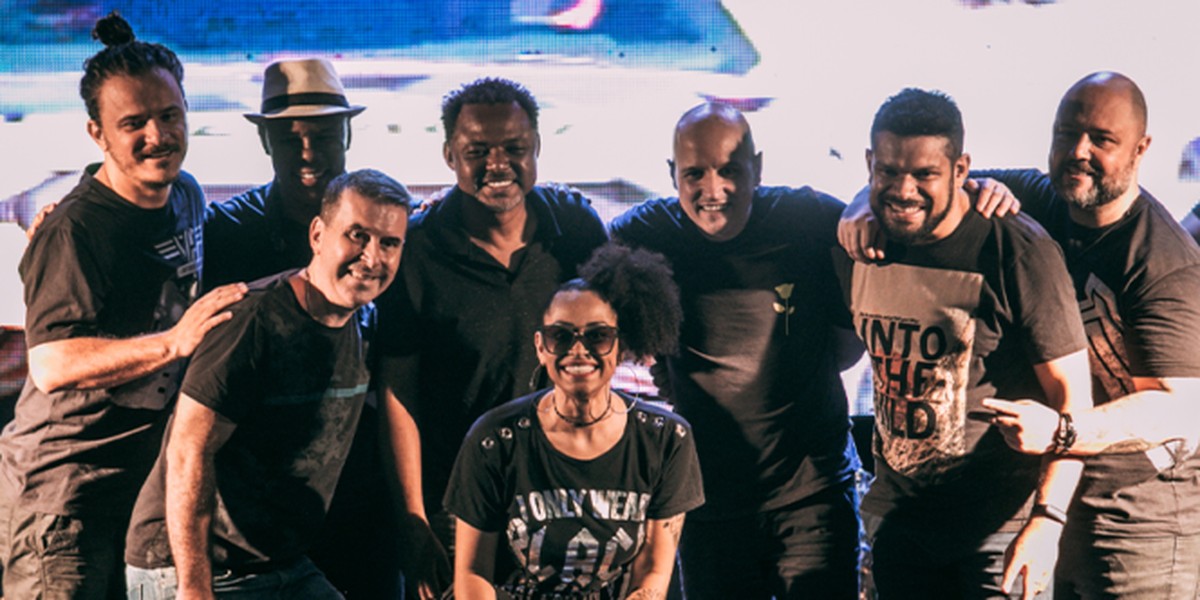 Grupo Retro Hits realiza show gratuito em Presidente Prudente