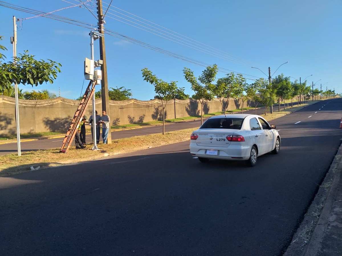 Ipem-SP fiscaliza radares de velocidade nas Avenidas Alberto Bonfiglioli e Miguel Damha, em Presidente Prudente