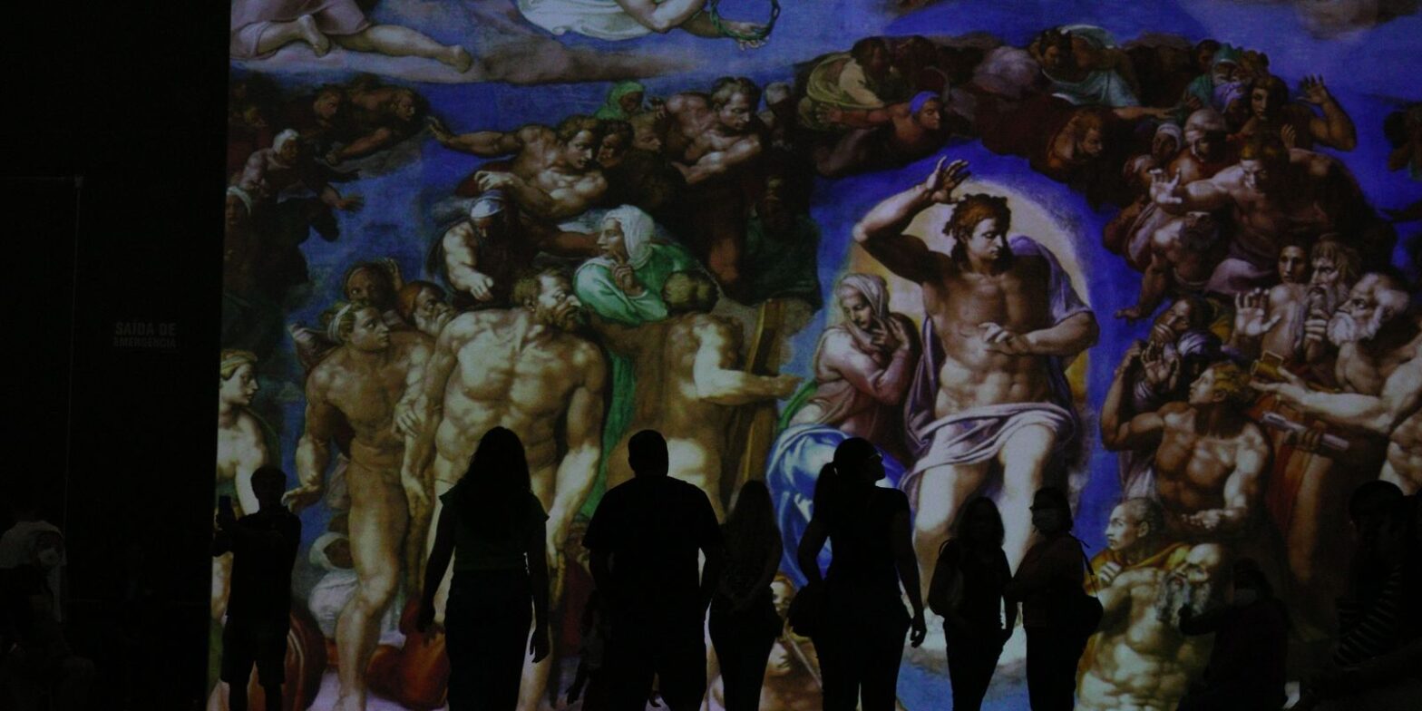 Exposição permite que público faça uma imersão pela Capela Sistina