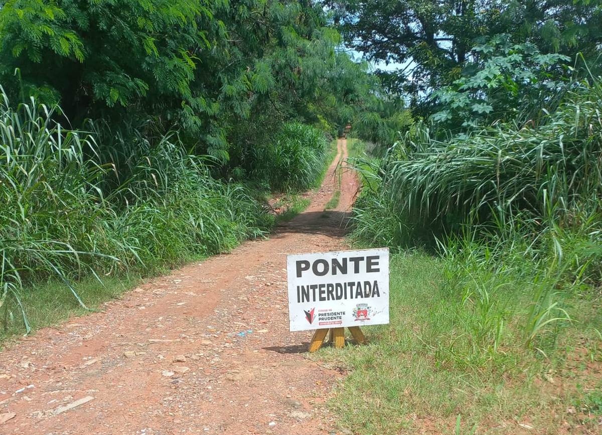 Pontes e estradas rurais danificadas por chuvas passam por reparos em Presidente Prudente
