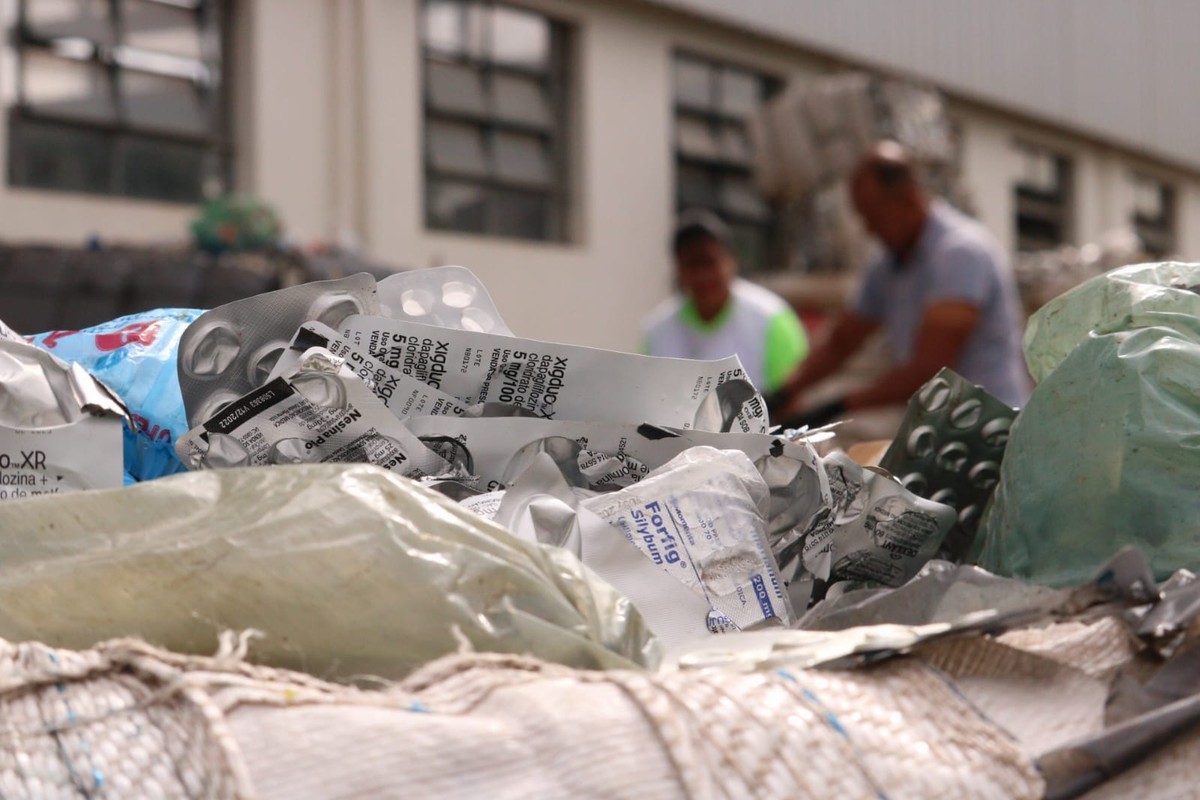 Campanha troca cartelas vazias de medicamentos por cadeiras de rodas para entidades assistenciais na região de Presidente Prudente
