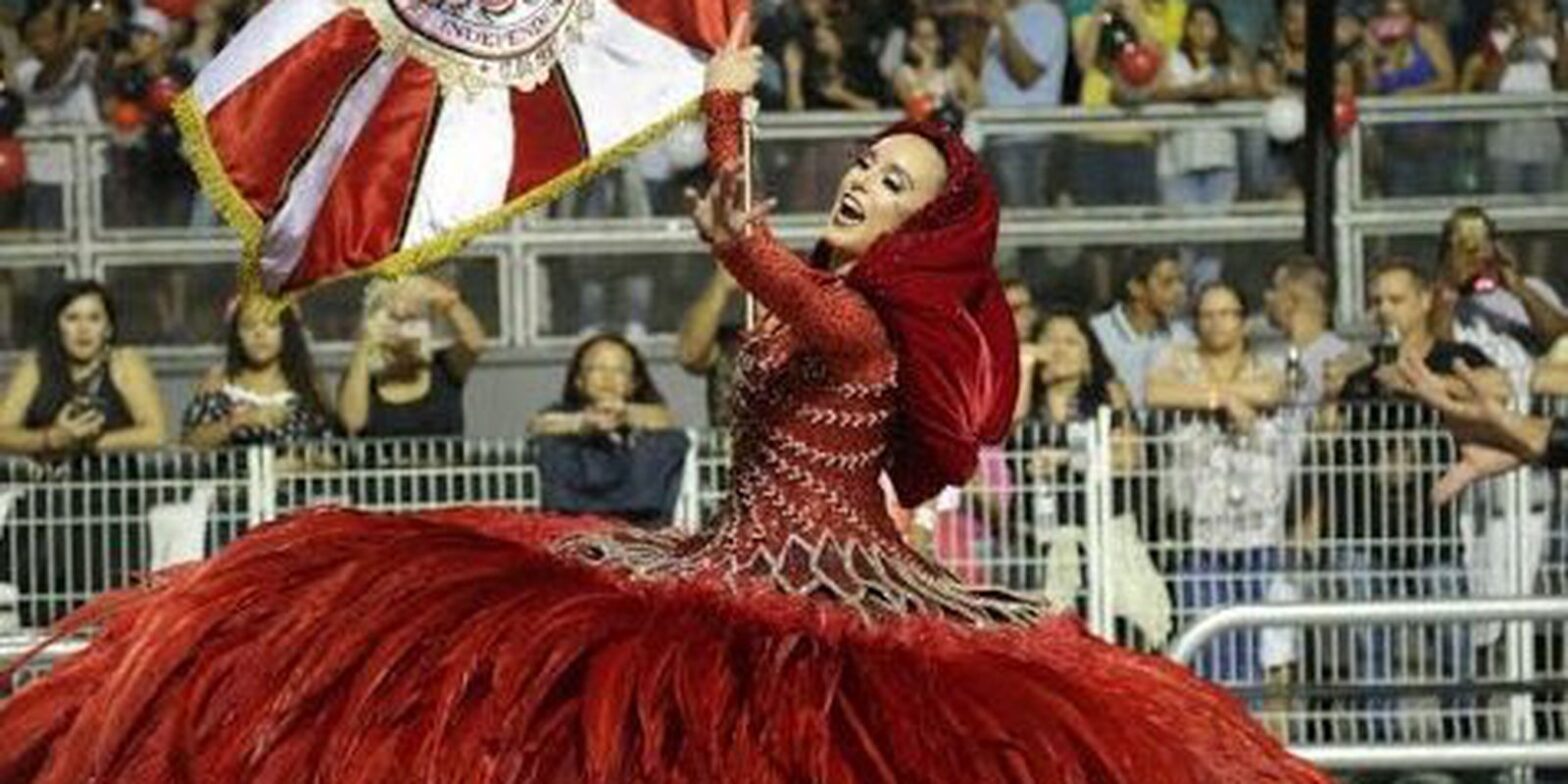 Escolas de São Paulo mostram cultura negra, indígenas e samba