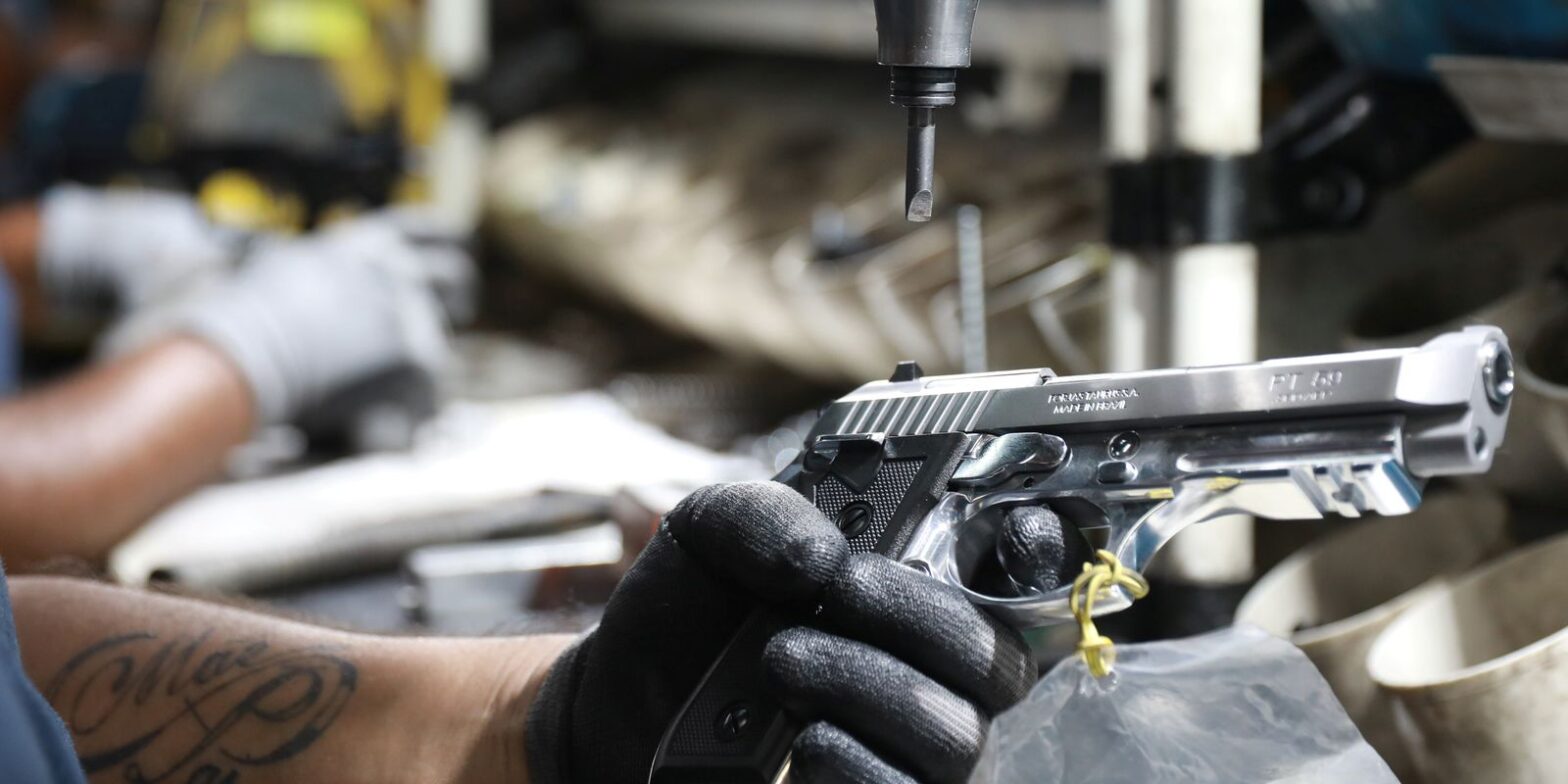 Justiça faz novo esclarecimento sobre o recadastramento de armas