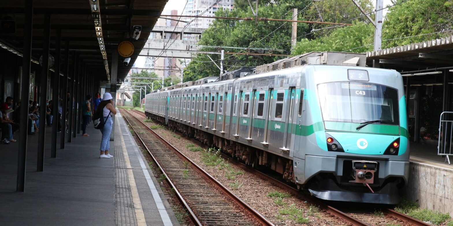 Linhas de trens de SP têm menos falhas após investimentos, diz empresa