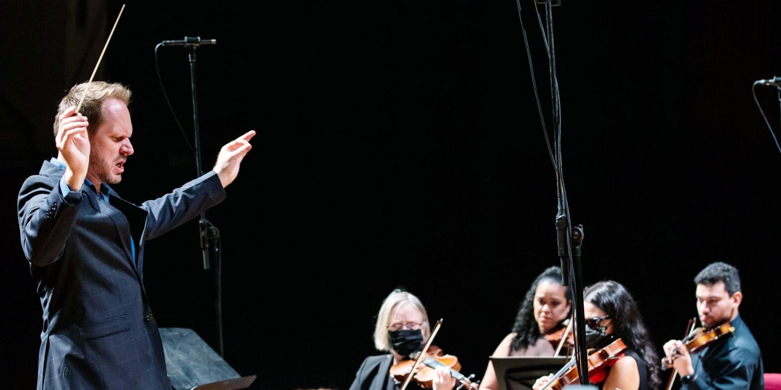 Orquestra celebra Villa-Lobos no Dia Nacional da Música Clássica