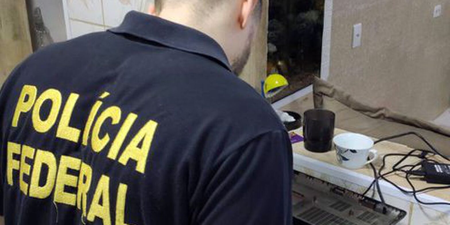 PF faz operação contra falsificação de diplomas de medicina