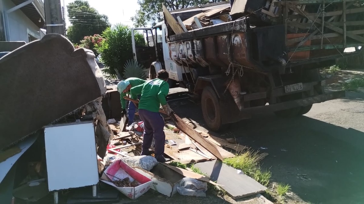 Mutirão de limpeza ‘cata-treco’ percorre bairros da zona oeste de Presidente Prudente neste sábado