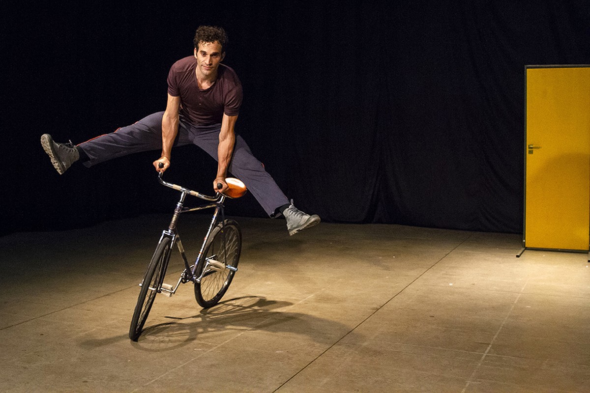 Espetáculo infantil ‘O Carteiro e a Bicicleta Acrobática’ é apresentado gratuitamente neste domingo em Presidente Prudente