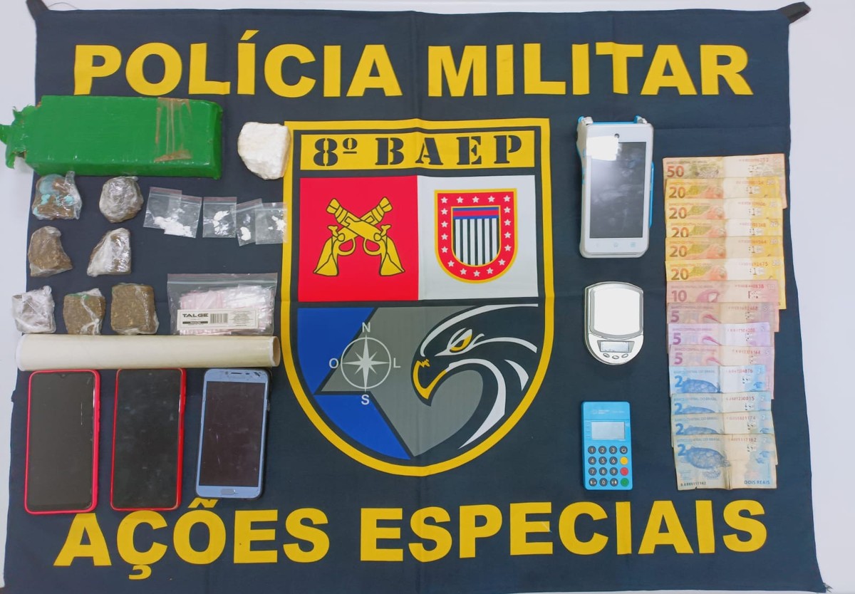 Casal é preso por tráfico de drogas após ser flagrado com maconha e cocaína em Regente Feijó