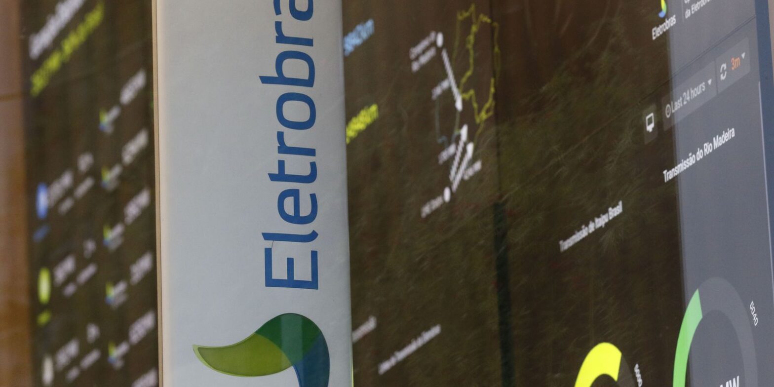 Em São Paulo, ministro critica modelo de privatização da Eletrobras