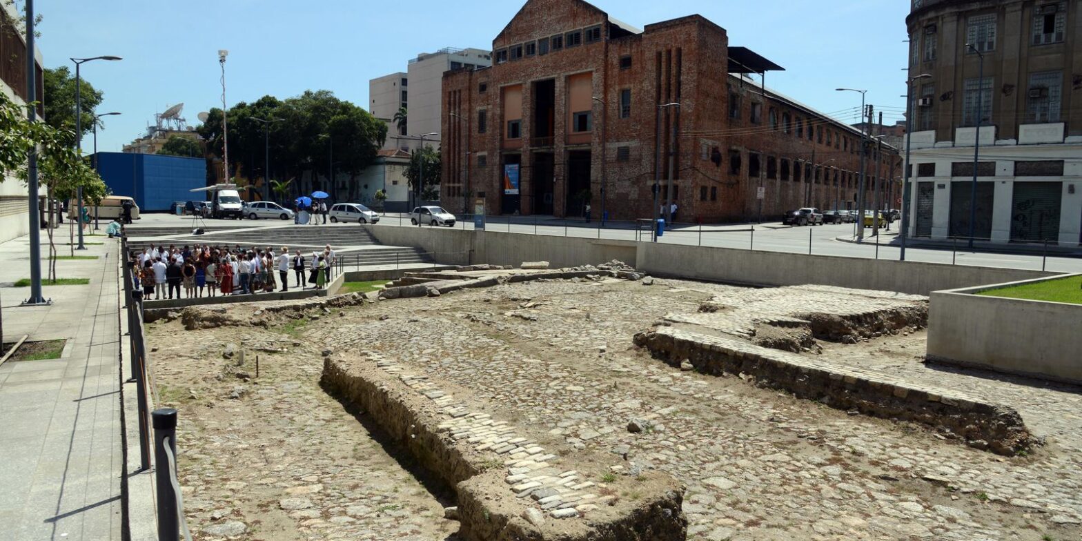 Iphan restabelece comitê gestor do Cais do Valongo