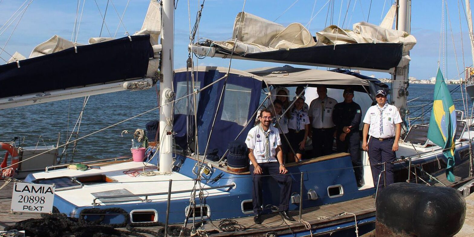 Veleiro dos Escoteiros do Brasil chega ao estado do Rio de Janeiro