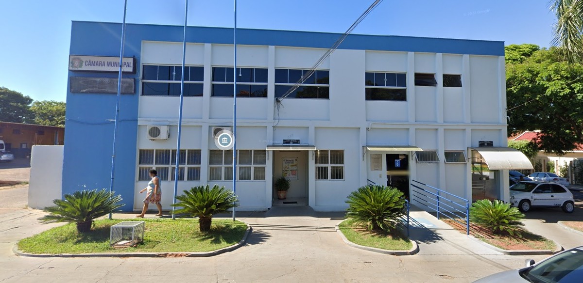 Processos seletivos e concursos públicos oferecem salário de até R$ 12 mil na região de Presidente Prudente