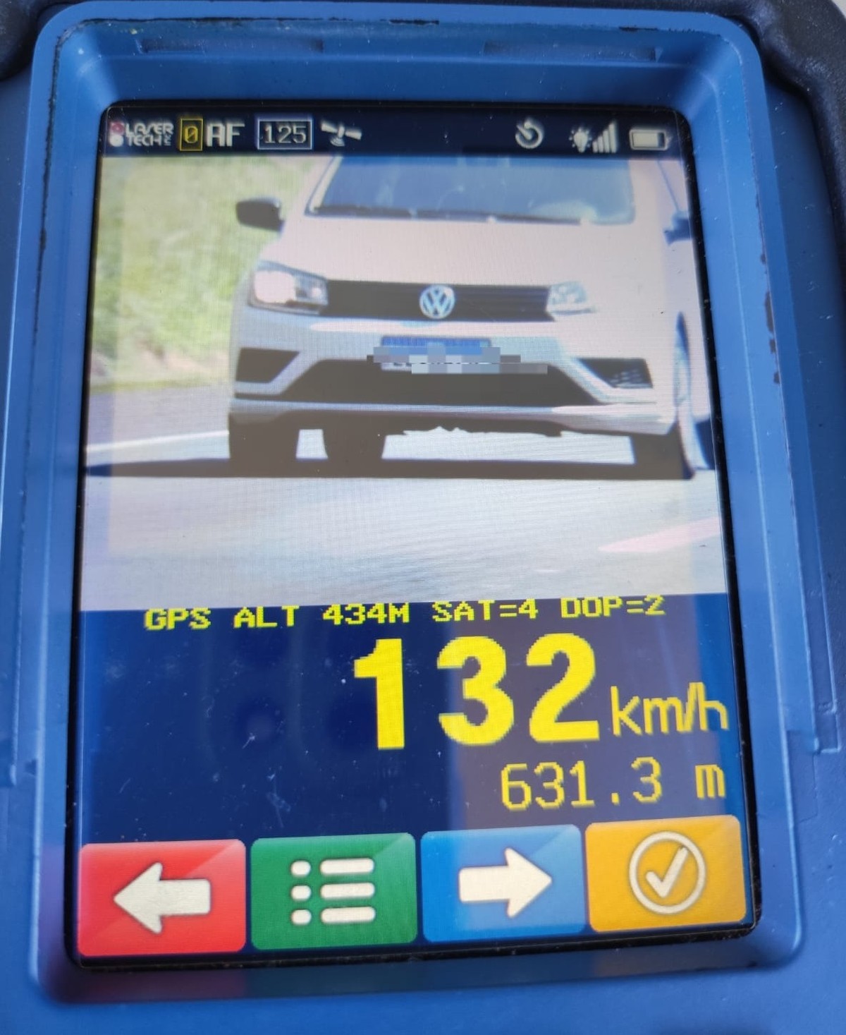 Motoristas são flagrados acima da velocidade permitida em trecho urbano da Rodovia Raposo Tavares, em Presidente Prudente