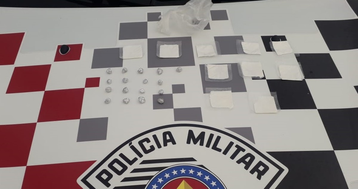 Homem tenta fugir de bicicleta e acaba preso por tráfico de drogas em Osvaldo Cruz