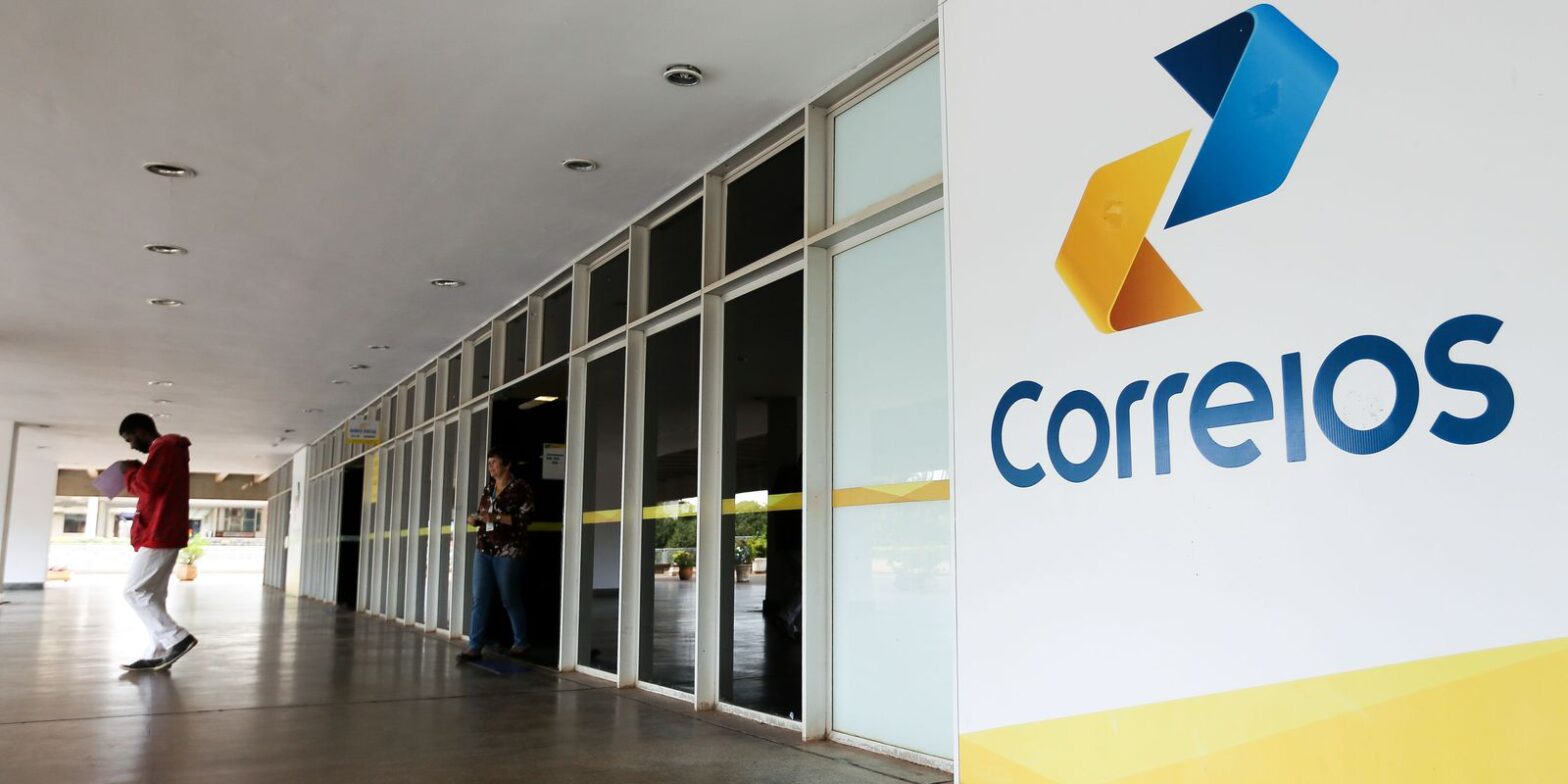 Correios reestrutura carteira de imóveis abandonados