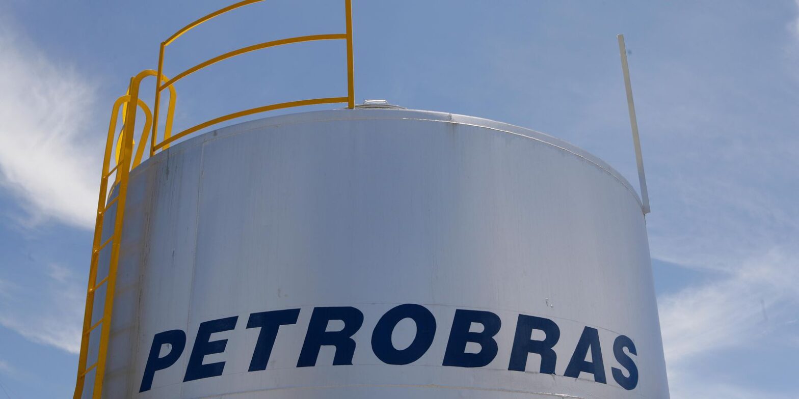 Petrobras reduz preço do diesel para distribuidoras