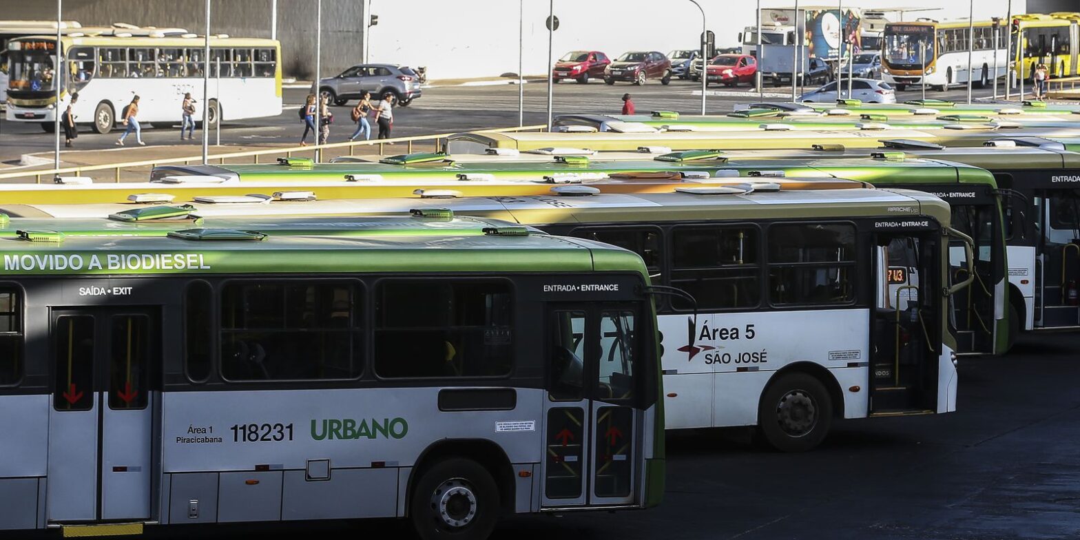 Brasil precisa investir R$ 295 bilhões em mobilidade urbana até 2042