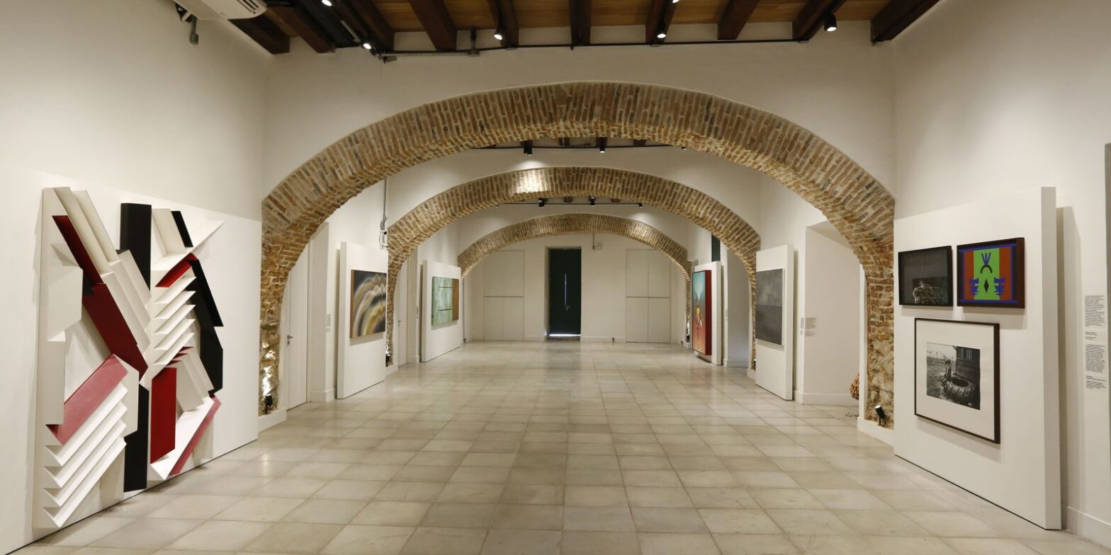 Brasilidade une 14 artistas em exposição no Convento do Carmo no Rio