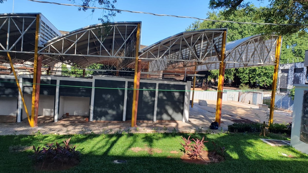 Contrato com empresa responsável pela reforma do Camelódromo termina no próximo dia 22 de maio, diz Prefeitura