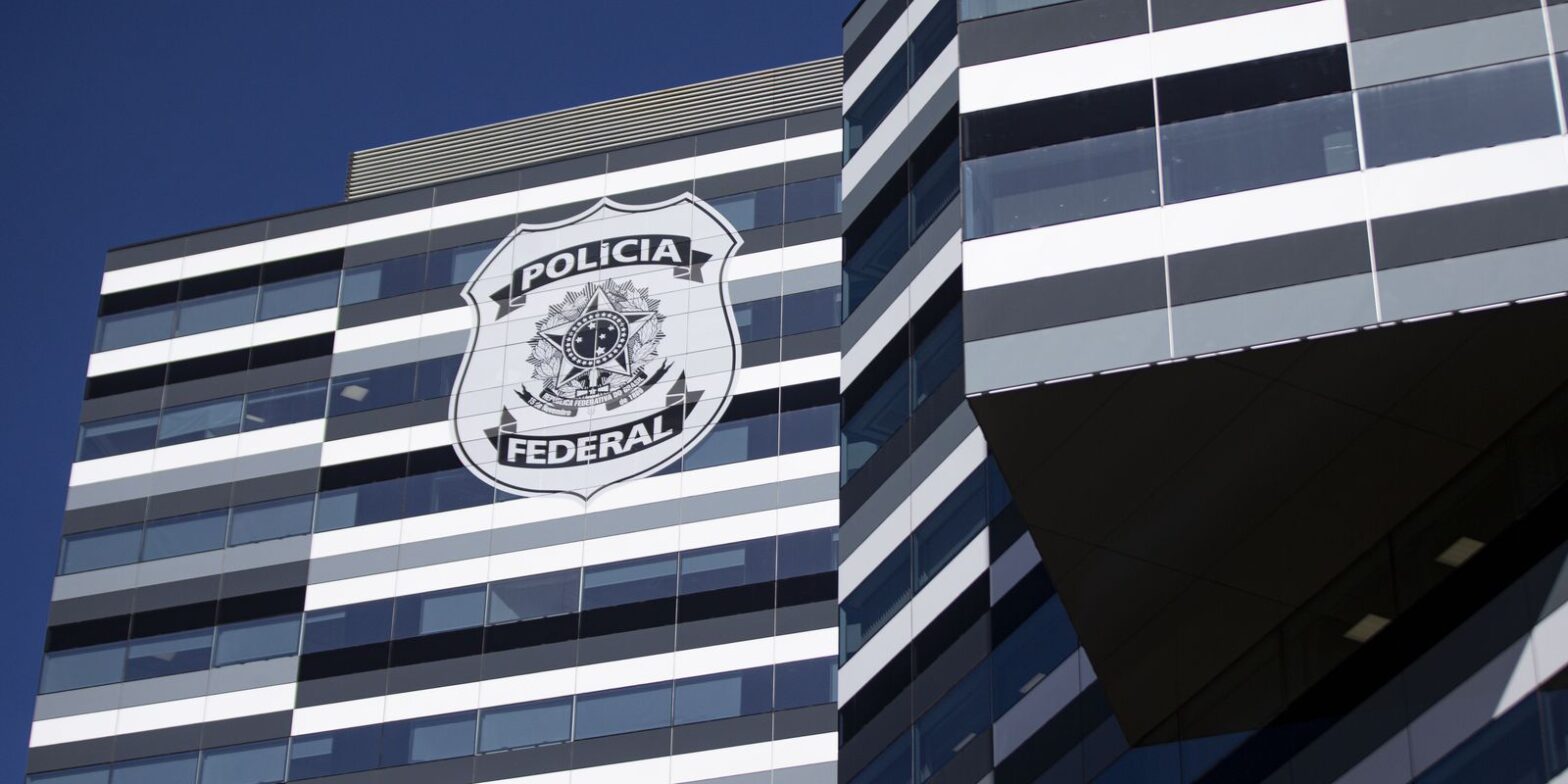 Polícia Federal investiga narcotraficantes e apreende R$ 1 bilhão