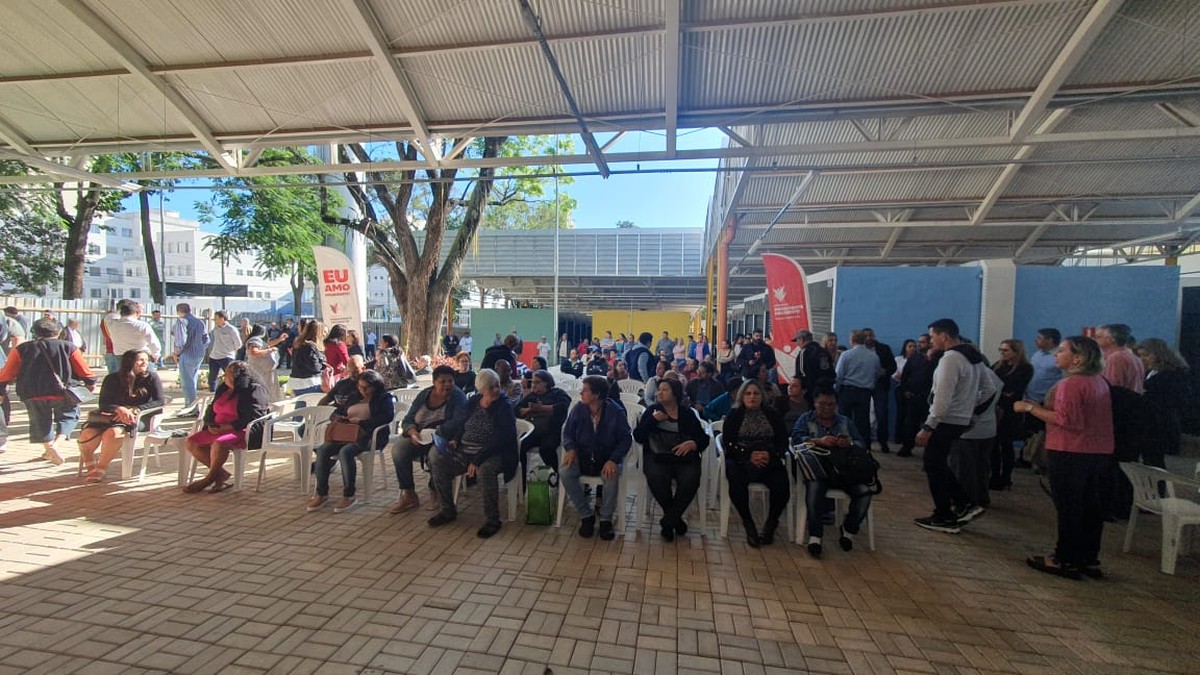 Com 33 meses de atraso, boxistas assinam termo de uso de espaços comerciais no Camelódromo de Presidente Prudente