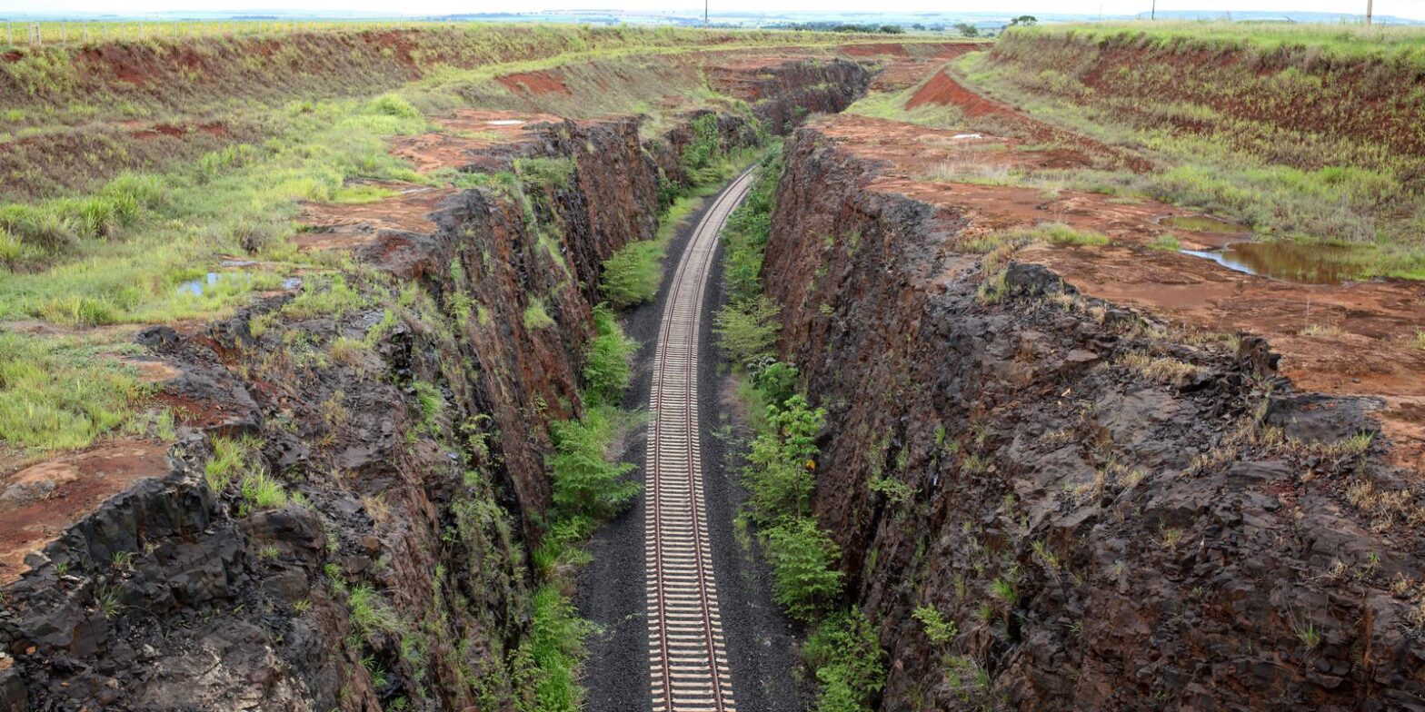 Após mais de 35 anos, Ferrovia Norte-Sul tem obras concluídas