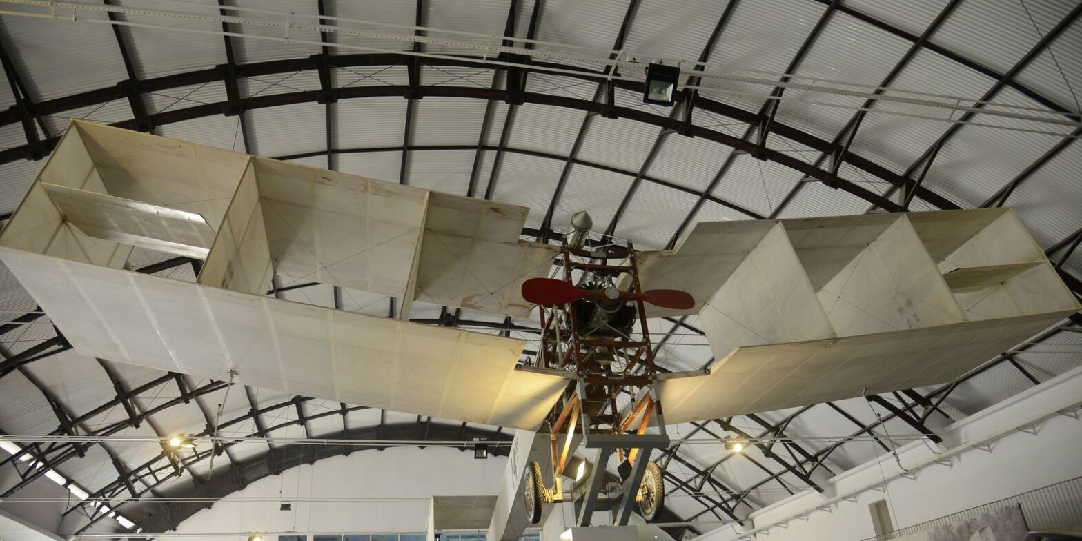 Museu Aeroespacial comemora 150 anos de nascimento de Santos Dumont