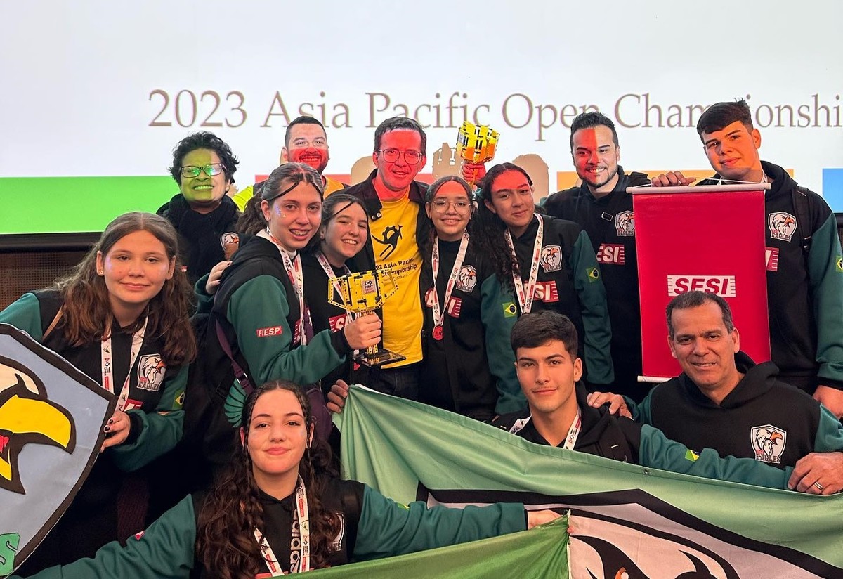 Alunos de Osvaldo Cruz conquistam dois prêmios em campeonato mundial de robótica na Austrália