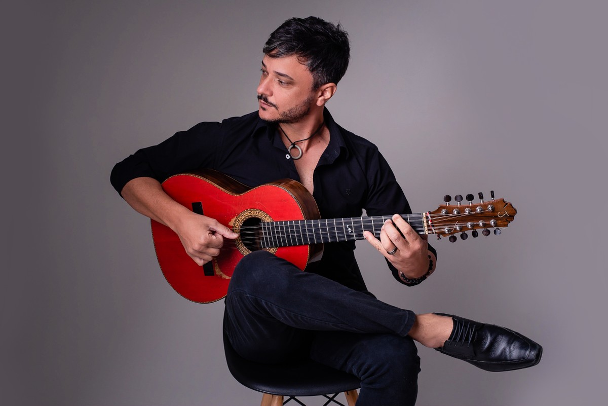 Canções próprias e o retrato da música caipira autêntica e contemporânea compõem o show ‘Brasil Profundo’, de Arnaldo Freitas, em Presidente Prudente