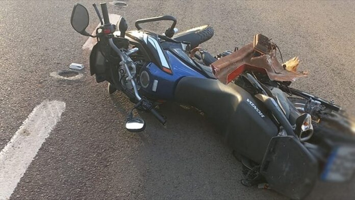 Homem morre em colisão entre motocicleta e caminhão na Rodovia Comandante João Ribeiro de Barros