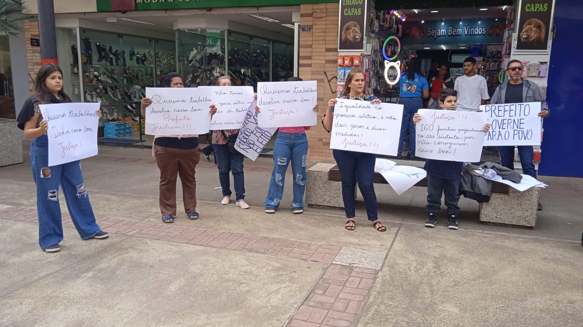 Boxistas excluídos do Camelódromo fazem protesto no Calçadão contra a Prefeitura de Presidente Prudente: ‘Queremos trabalhar’ | Presidente Prudente e Região