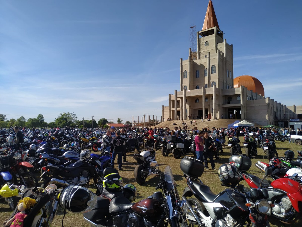 Com expectativa de 1,5 mil motociclistas, 17ª edição da Moto Romaria é realizada no Santuário de Santo Expedito | Presidente Prudente e Região