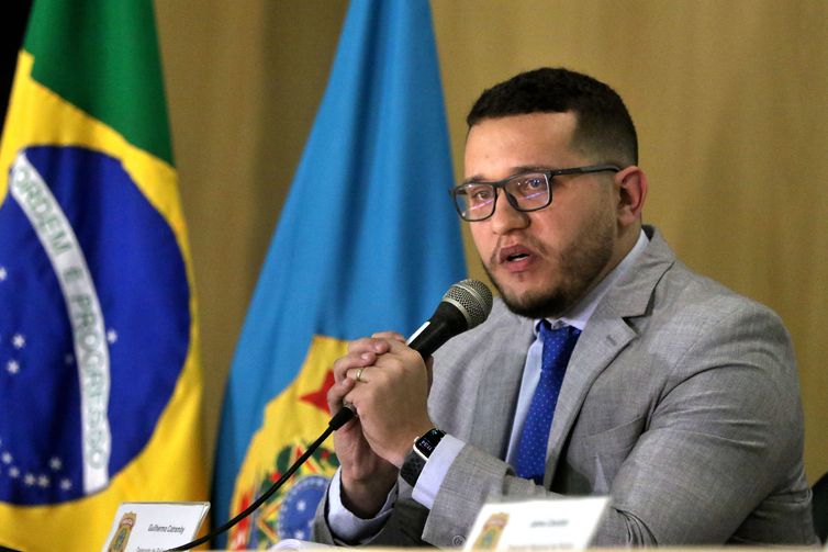 Rio de Janeiro (RJ), 24/07/2023 - O delegado da Polícia Federal, Guilhermo Catramby, fala em coletiva de imprensa sobre a Operação Élpis, deflagrada pela Polícia Federal e o Ministério Público do Rio de Janeiro. que apura os homicídios da vereadora Marielle Franco e do motorista Anderson Gomes. Foto:Tânia Rêgo/Agência Brasil