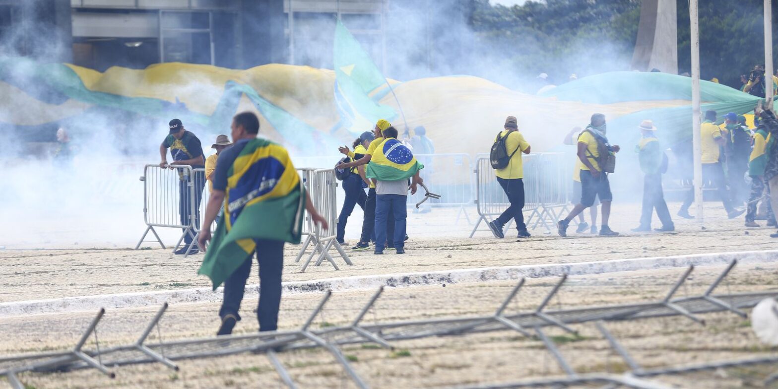 PF prende suspeito de participação em atos terroristas de 8 de janeiro