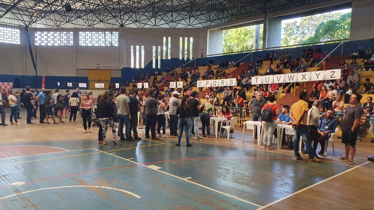 Prefeitura sorteia 300 dos 1,5 mil inscritos para ocupar boxes vagos no Camelódromo de Presidente Prudente | Presidente Prudente e Região